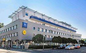 ibis budget Duisburg City am Innenhafen